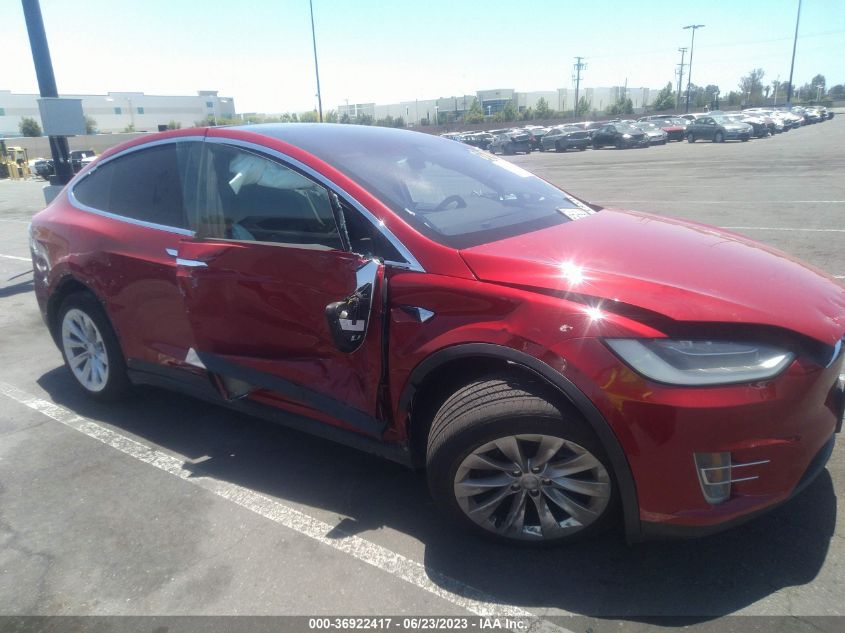 2017 TESLA MODEL X 90D/75D/100D - 5YJXCBE29HF061369
