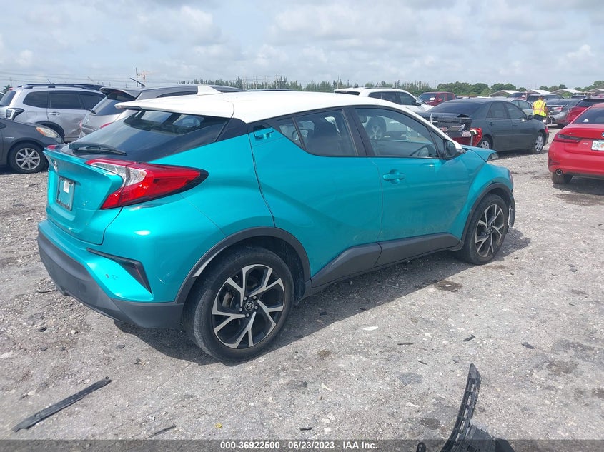 VIN NMTKHMBX5JR062011 2018 TOYOTA C-HR XLE
