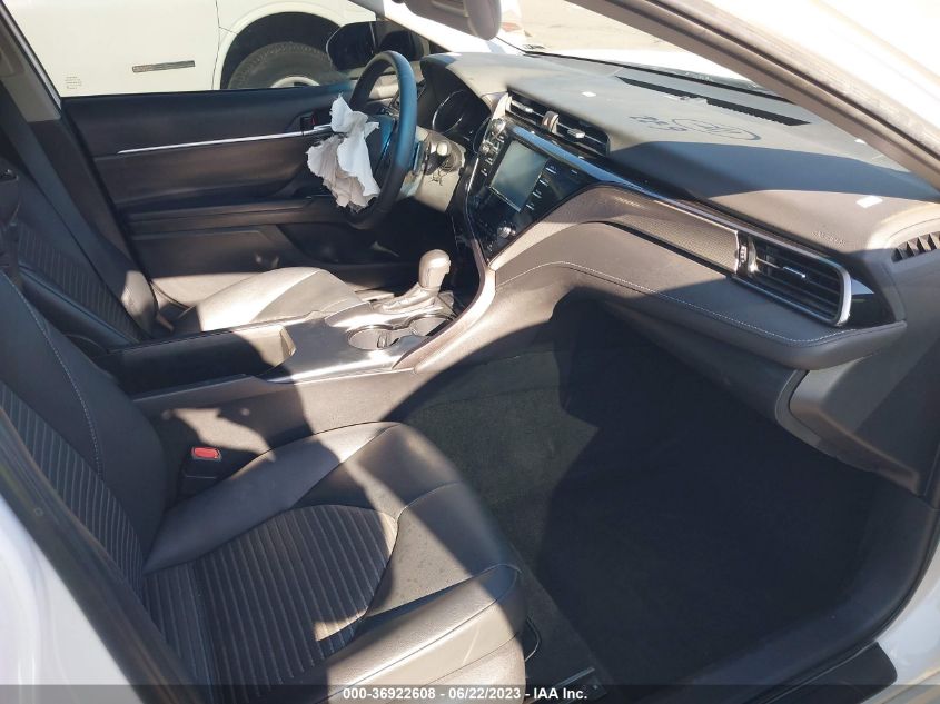 2019 TOYOTA CAMRY LE/SE/XLE/L - 4T1B11HK1KU801352