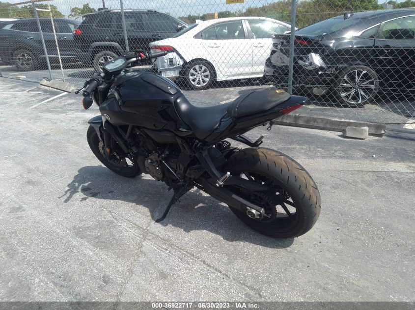 2016 YAMAHA FZ07 JYARM06E8GA007485