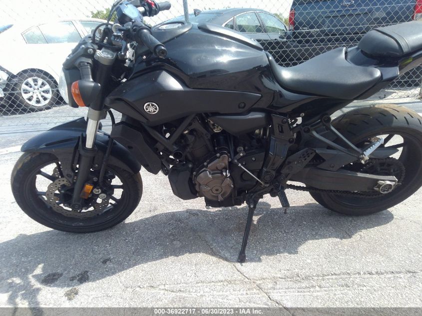 2016 YAMAHA FZ07 JYARM06E8GA007485