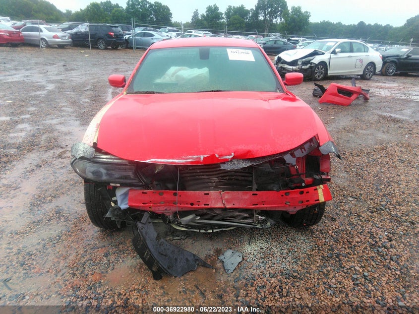 VIN 2C3CDXJG0JH148172 2018 DODGE CHARGER GT