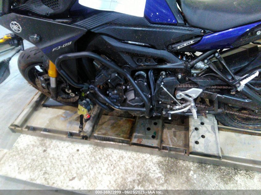 2017 YAMAHA FJ09 JYARN37E6HA003367