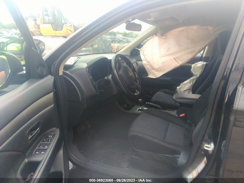 2016 MITSUBISHI OUTLANDER ES - JA4AD2A35GZ022525