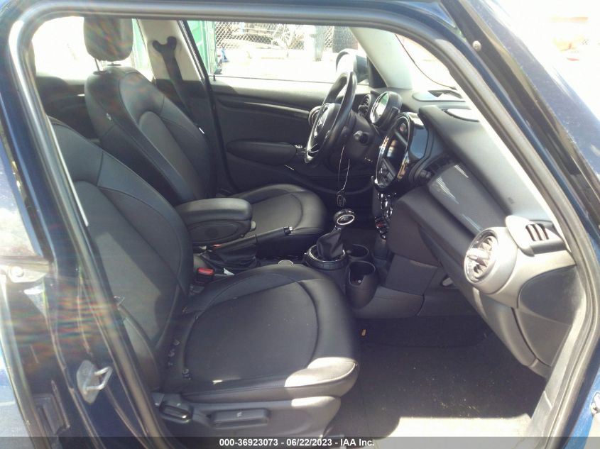 2015 MINI COOPER HARDTOP 4 DOOR WMWXS5C53FT828044