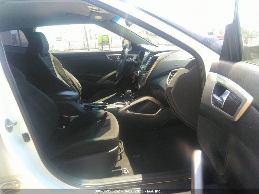 2015 HYUNDAI VELOSTER - KMHTC6AD9FU227600