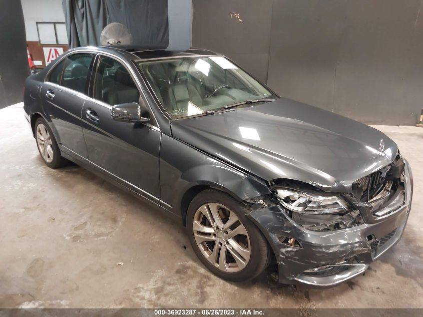2014 MERCEDES-BENZ C-CLASS C 300 - WDDGF8AB5EA923111