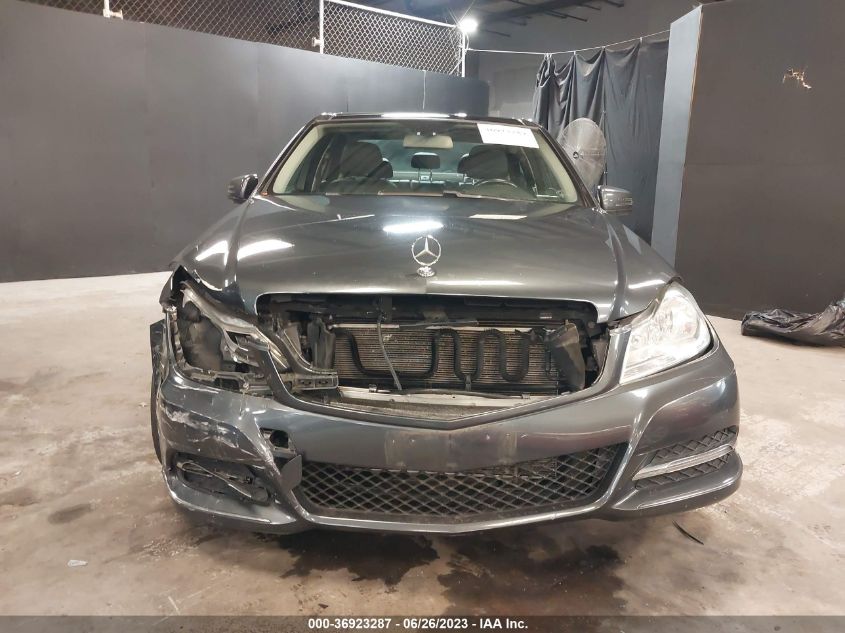 2014 MERCEDES-BENZ C-CLASS C 300 - WDDGF8AB5EA923111