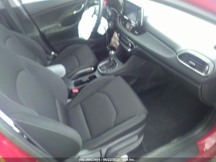 2019 HYUNDAI ELANTRA GT - KMHH35LE3KU090105
