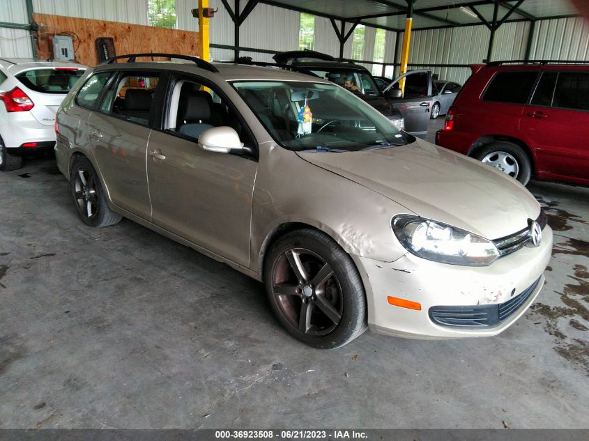 2013 VOLKSWAGEN JETTA SPORTWAGEN S - 3VWPP7AJ1DM611133
