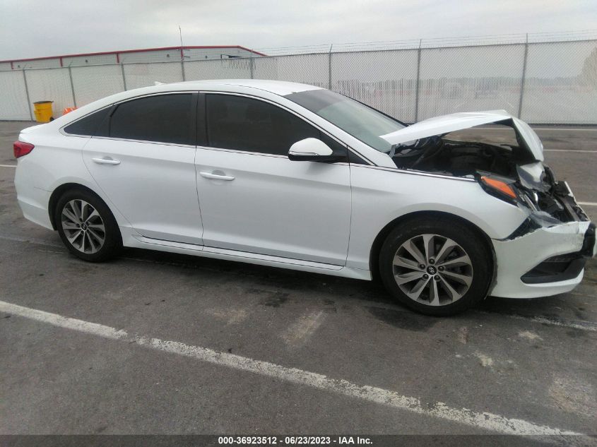 2015 HYUNDAI SONATA 2.4L SPORT - 5NPE34AF3FH027583