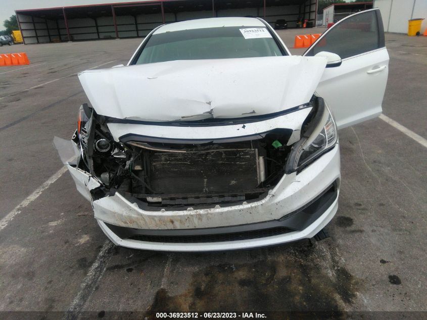 2015 HYUNDAI SONATA 2.4L SPORT - 5NPE34AF3FH027583