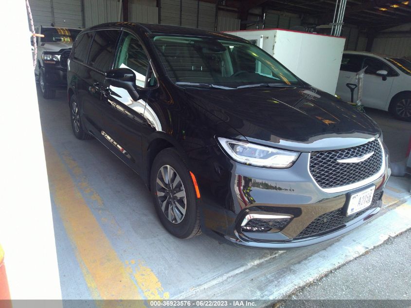 2023 CHRYSLER PACIFICA - 2C4RC1L71PR575673