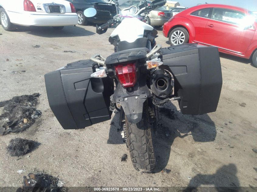 2011 TRIUMPH MOTORCYCLE TIGER 800/ABS SMTE05BF6BJ493122