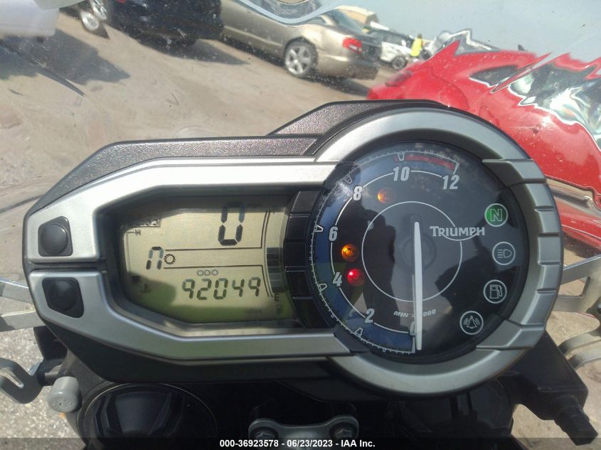 2011 TRIUMPH MOTORCYCLE TIGER 800/ABS SMTE05BF6BJ493122