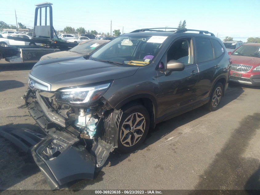 VIN JF2SKAFC2MH555566 2021 SUBARU FORESTER PREMIUM