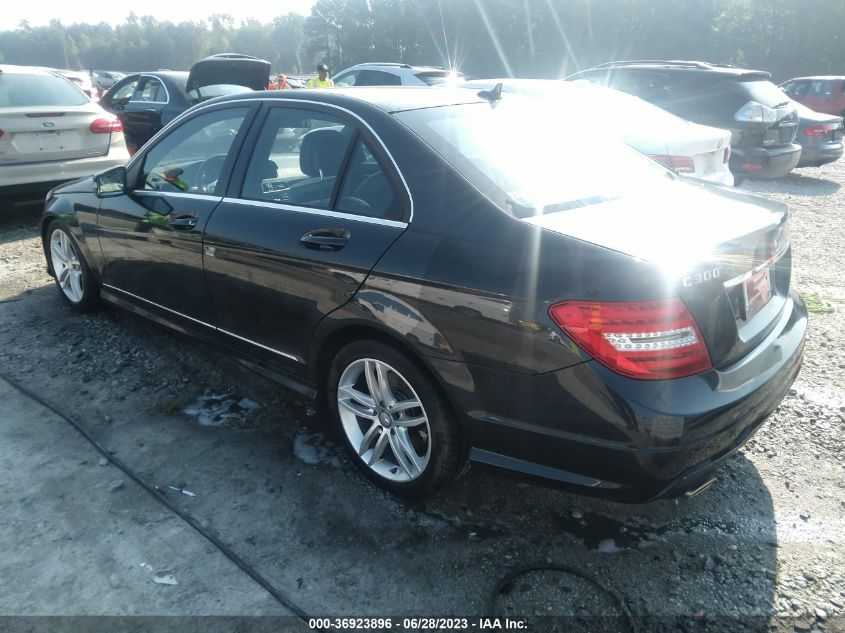 2013 MERCEDES-BENZ C-CLASS C 300 - WDDGF8AB9DR266250