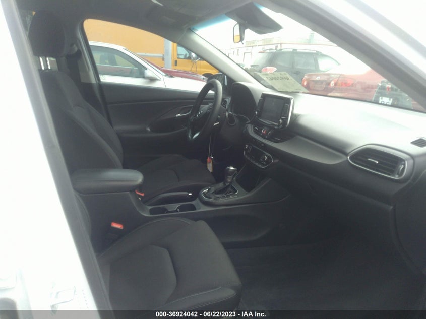 VIN KMHH35LE9JU012457 2018 HYUNDAI ELANTRA GT