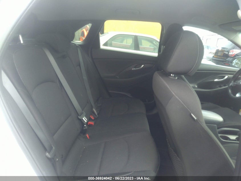 VIN KMHH35LE9JU012457 2018 HYUNDAI ELANTRA GT