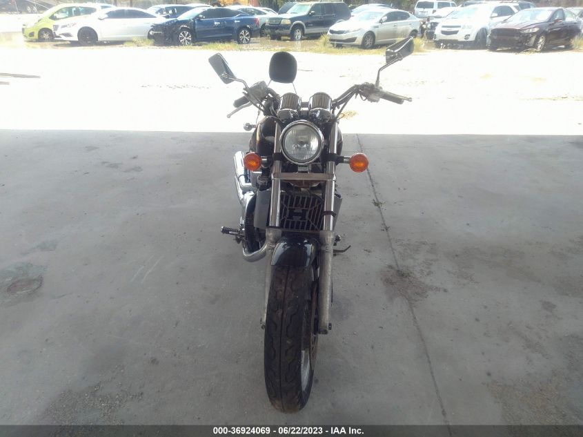 2000 HONDA VF750 C2 JH2RC4333YM500046