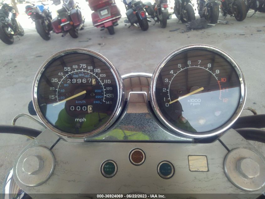 2000 HONDA VF750 C2 JH2RC4333YM500046