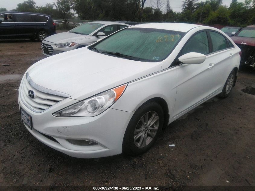 2013 HYUNDAI SONATA GLS - 5NPEB4AC2DH786537