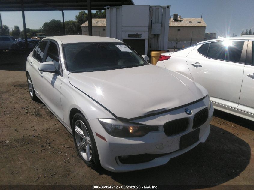 2015 BMW 3 SERIES 320I - WBA3B1G56FNT03694