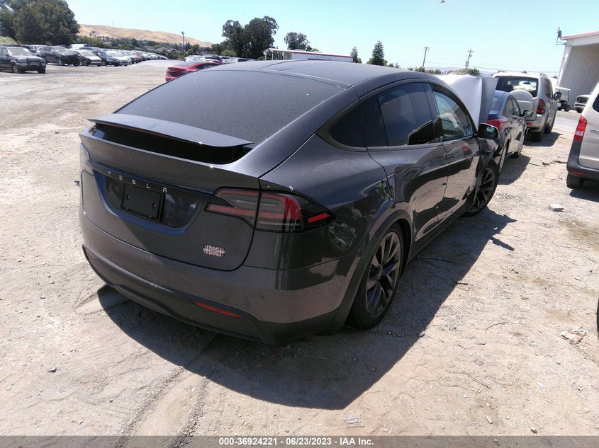 VIN 7SAXCBE66PF399994 2023 TESLA MODEL X PLAID