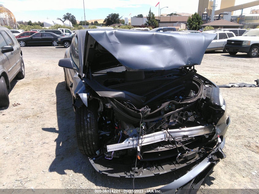 VIN 7SAXCBE66PF399994 2023 TESLA MODEL X PLAID