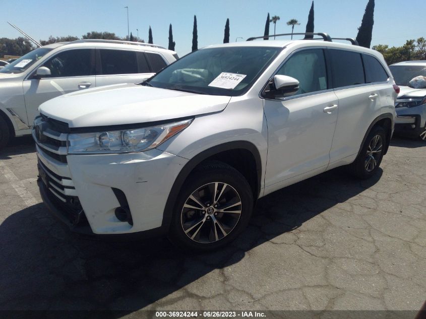 2018 TOYOTA HIGHLANDER LE - 5TDZZRFH2JS234332