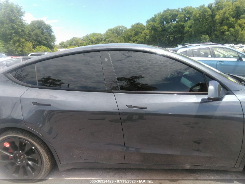 2020 TESLA MODEL Y LONG RANGE/PERFORMANCE - 5YJYGDEF3LF028139