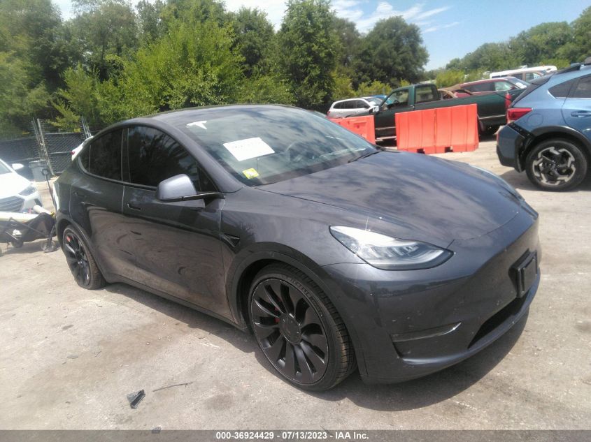 2020 TESLA MODEL Y LONG RANGE/PERFORMANCE - 5YJYGDEF3LF028139