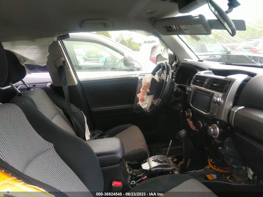 2016 TOYOTA 4RUNNER SR5 - JTEBU5JR5G5403634
