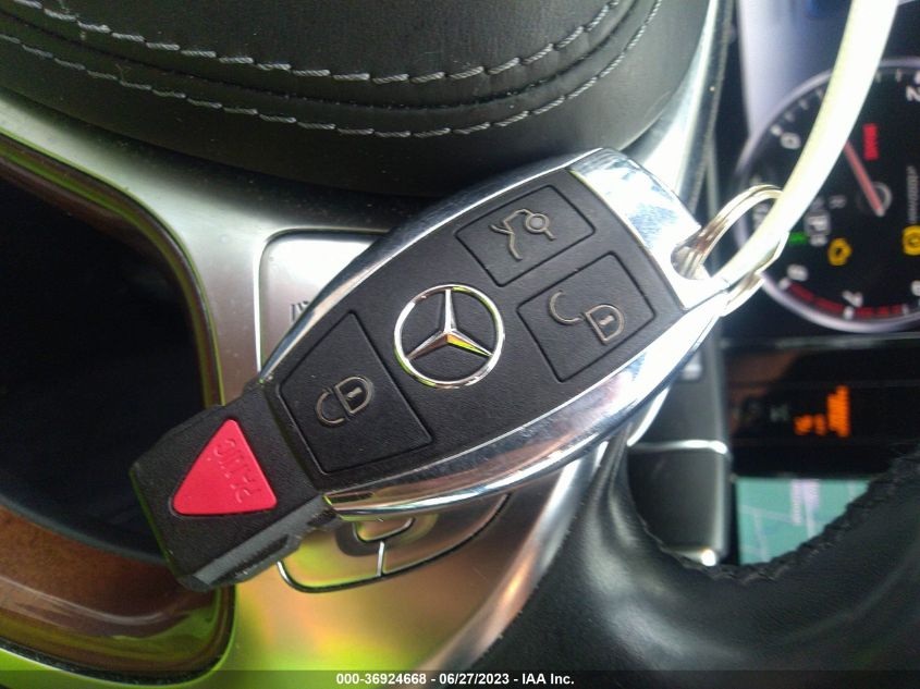 2017 MERCEDES-BENZ S-CLASS S 550 - WDDUG8FB1HA323702