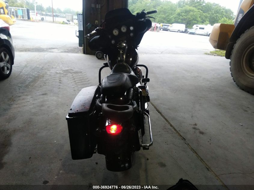 2006 HARLEY-DAVIDSON FLHXI 1HD1KBW136Y707533