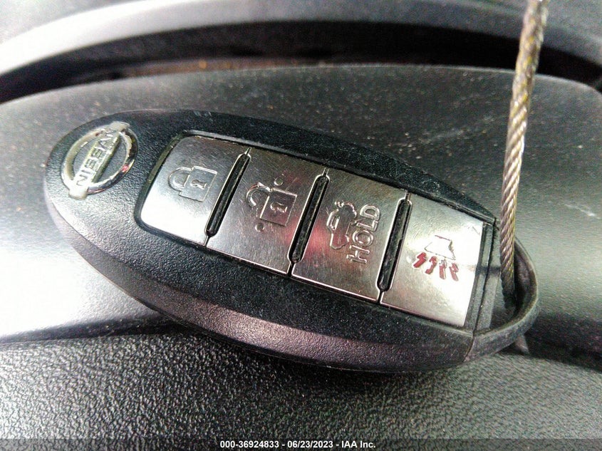 VIN 3N1AB7AP4HY262272 2017 NISSAN SENTRA SV