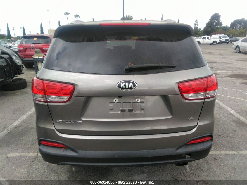 2017 KIA SORENTO LX V6 - 5XYPG4A59HG207147