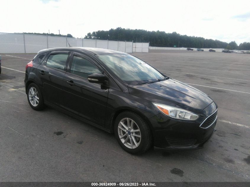 2015 FORD FOCUS SE - 1FADP3K20FL244967