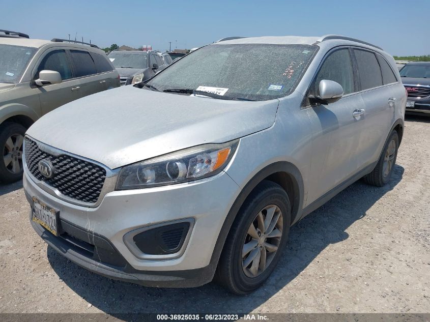 2016 KIA SORENTO LX - 5XYPG4A30GG063677