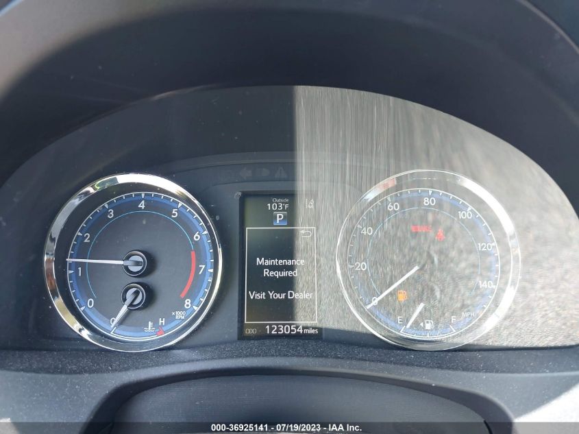 2018 TOYOTA COROLLA L/LE/XLE/SE/XSE - 5YFBURHE6JP808507