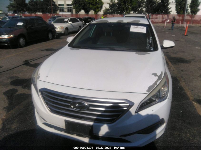 2015 HYUNDAI SONATA 2.4L SE - 5NPE24AF8FH146412