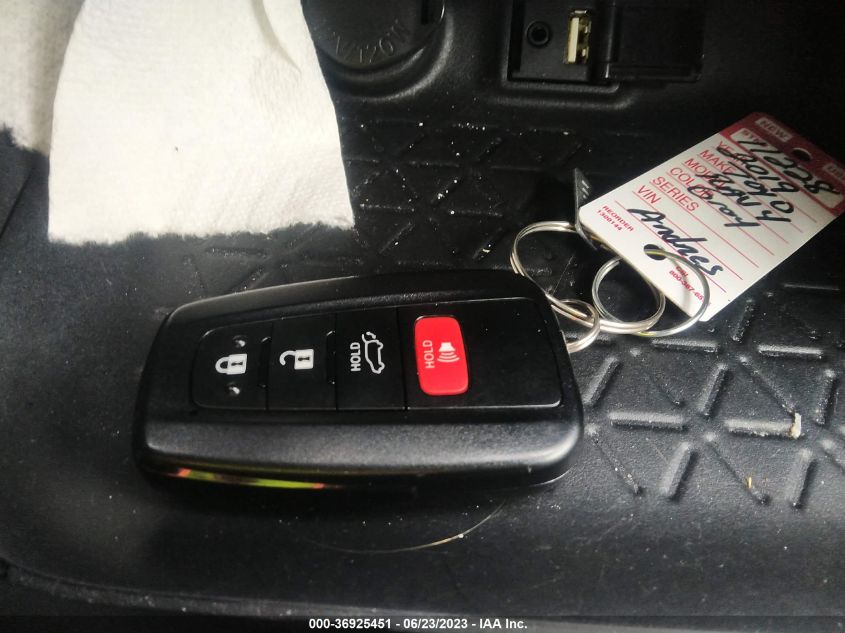 2019 TOYOTA RAV4 XLE/XLE PREMIUM - JTMW1RFV2KD039389