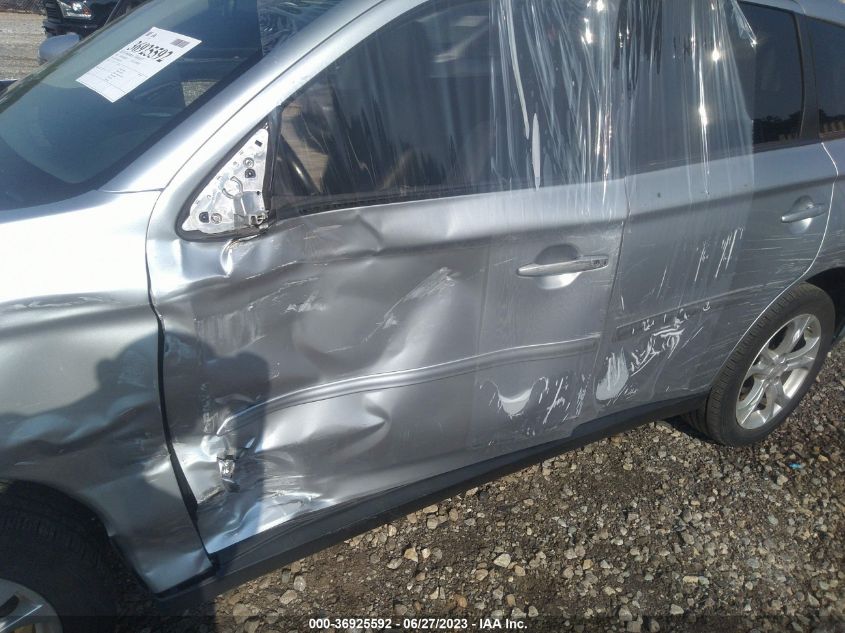 2014 MITSUBISHI OUTLANDER SE - JA4AD3A3XEZ015833