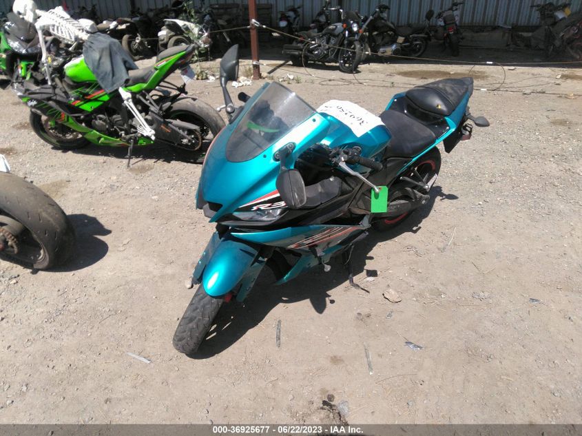 2021 YAMAHA YZFR3 A MH3RH18Y9MK006679