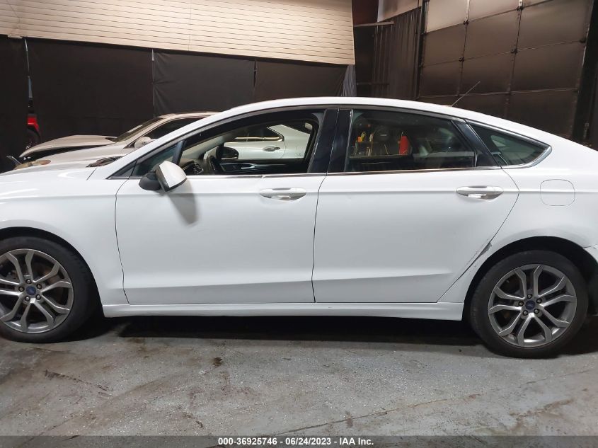 2017 FORD FUSION SE - 3FA6P0HD6HR390567