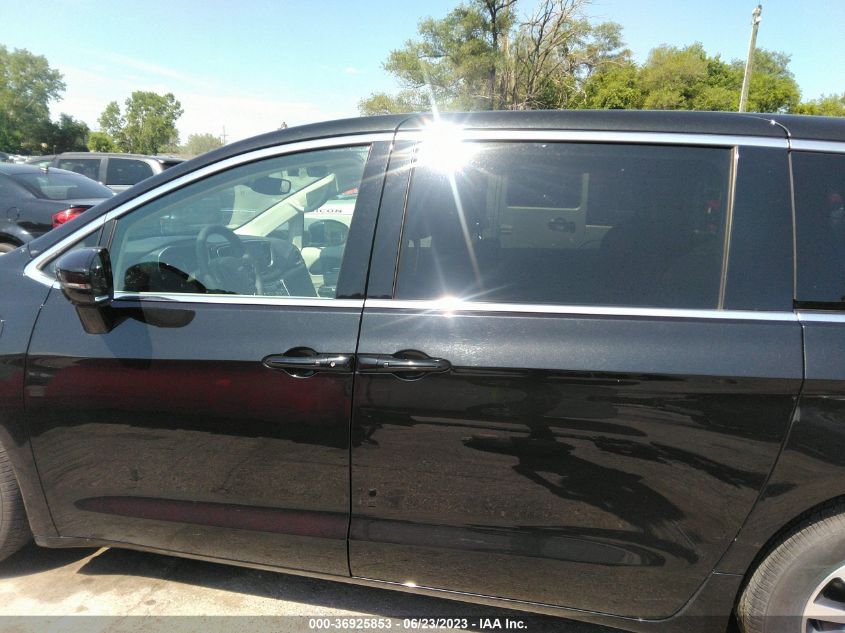 2022 CHRYSLER PACIFICA HYBRID TOURING L - 2C4RC1L75NR143701