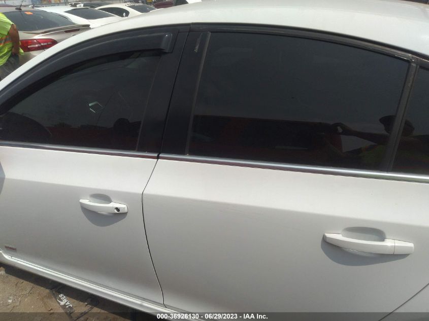 2014 CHEVROLET CRUZE 1LT - 1G1PC5SB8E7482418