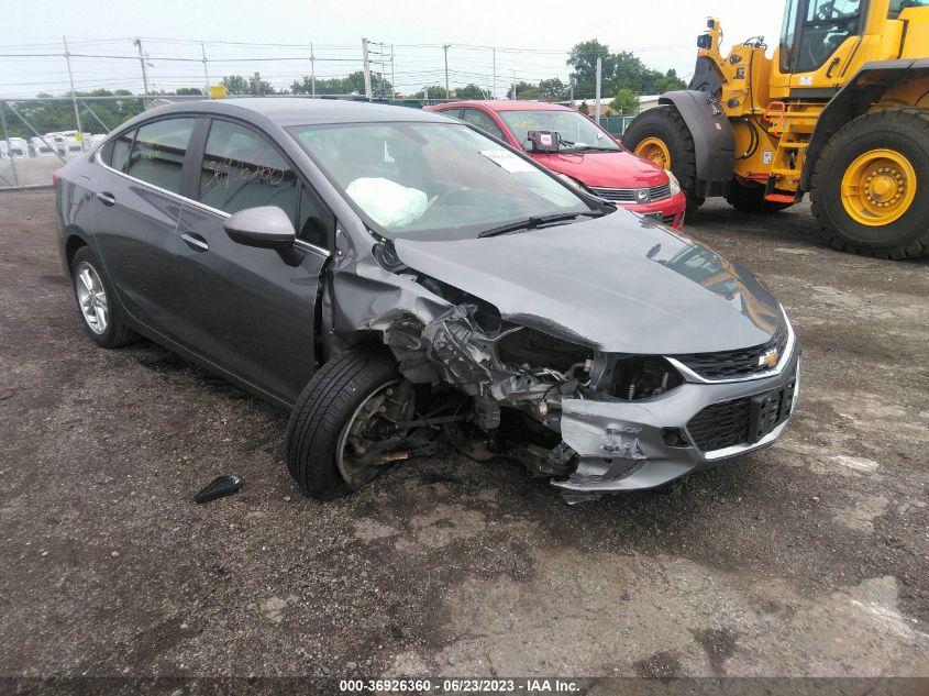 2018 CHEVROLET CRUZE LT - 1G1BE5SM3J7117502
