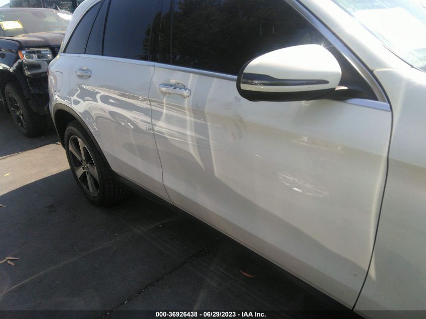 2018 MERCEDES-BENZ GLC GLC 300 - WDC0G4JB5JV106364