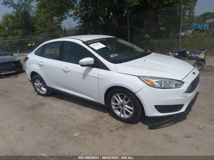 2015 FORD FOCUS SE - 1FADP3F23FL366667